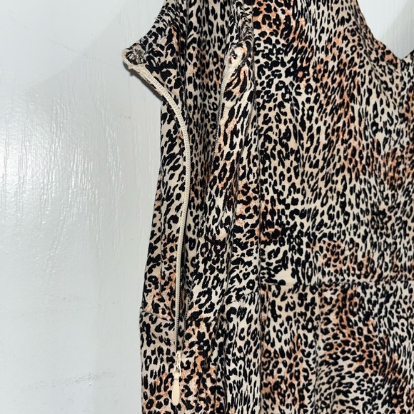 Urban Outfitters Reversible Dress in Cheetah Print — Large - Picture 2 of 9